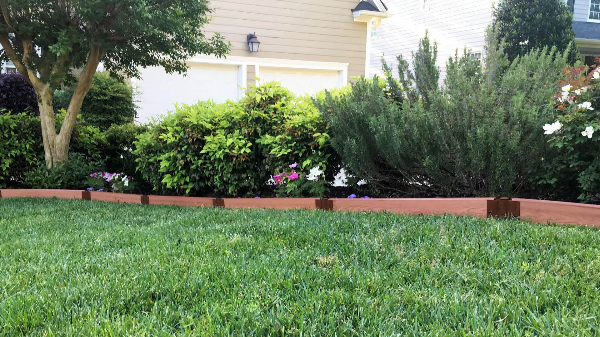Tool-Free Landscape Edging Kit - Straight Boards Landscape Edging Frame It All