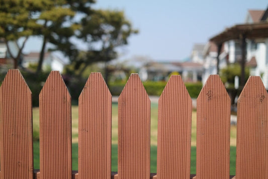 A Guide on How to Help Clients Choose Fencing for Property