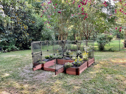 How to Choose the Best Fence for a Garden Bed