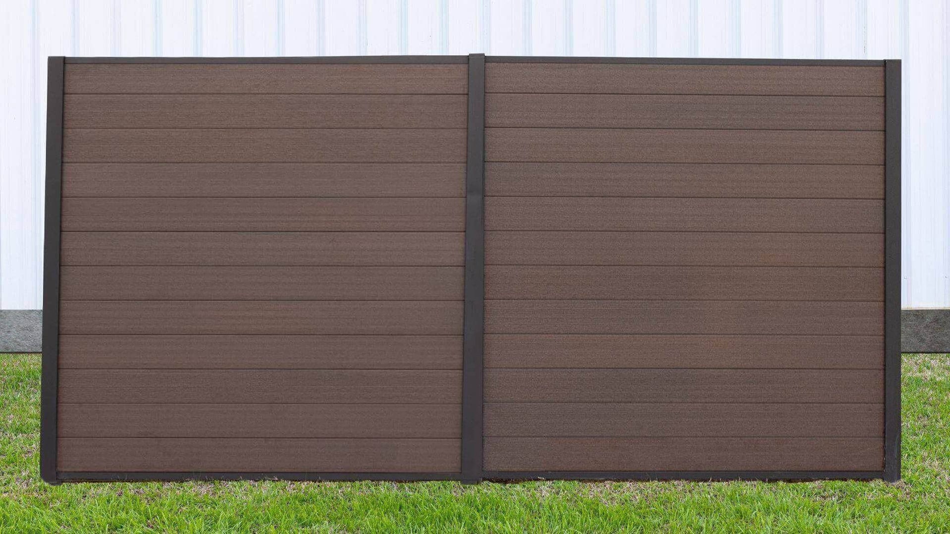 Horizontal Cap Composite Fence — Frame It All