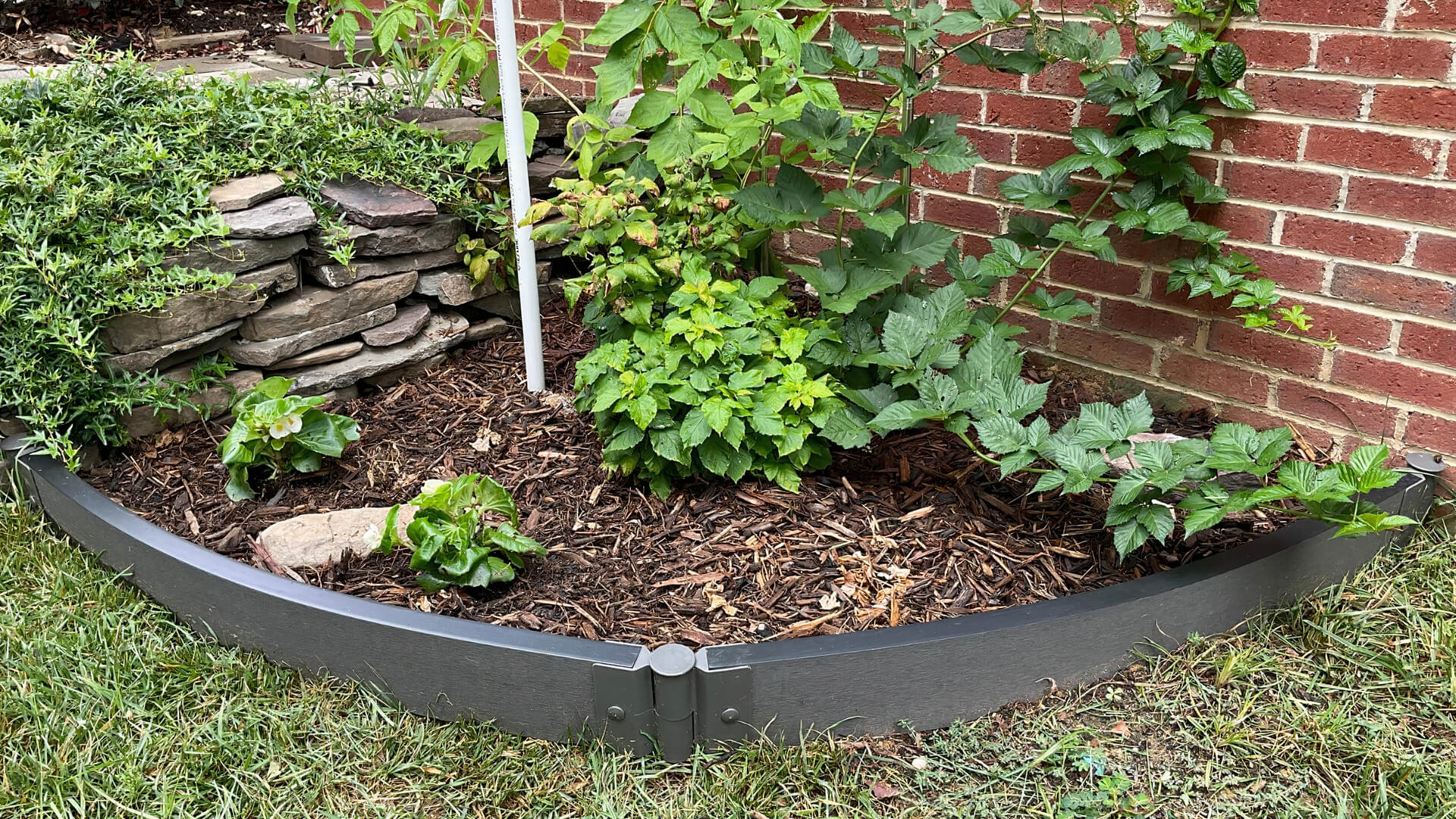Wood Frame Edging Rounded Composite Wood Landscape Edging Kits | Frame It All